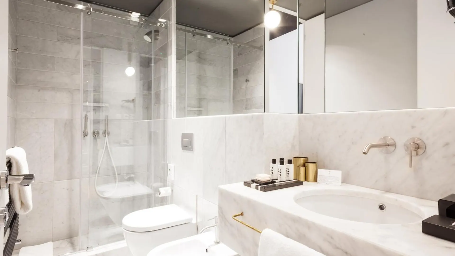 ****  Senato Hotel Milano Olaszország